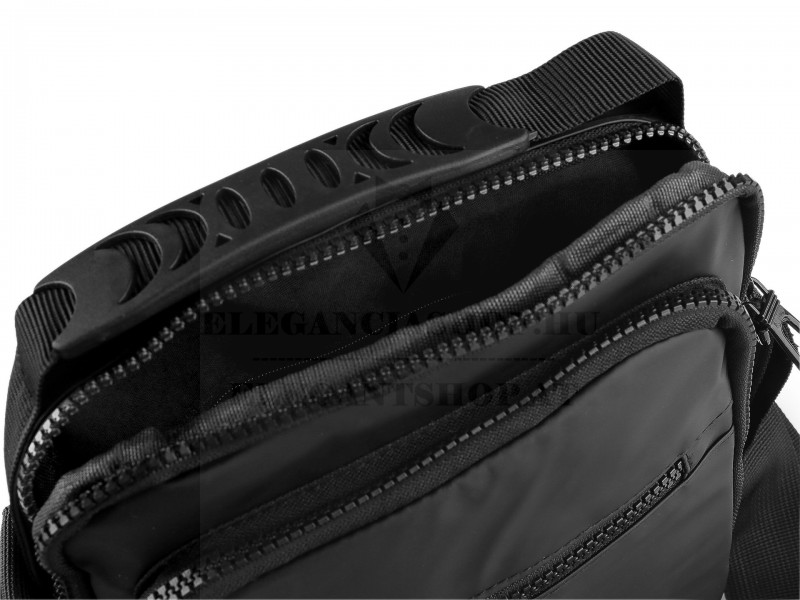                                     Férfi oldaltáska crossbody - 20x24 cm Férfi táska, pénztárca